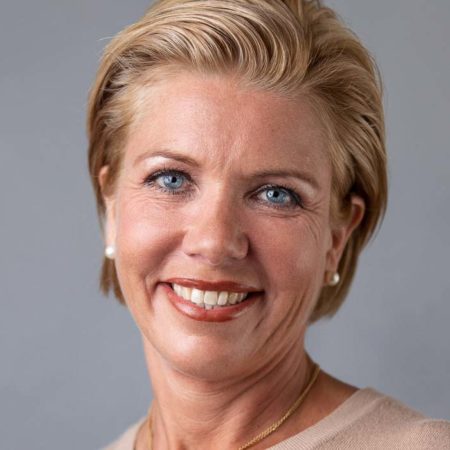 Johanna Karolina unika diamantsmycken referens